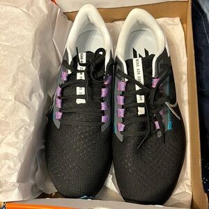 Brand new Nike Airzoom Pegasus 38 running